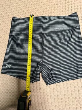 9 pc Lot* women’s medium athletic wear hoodies shorts, sweatpants tights Nike UA